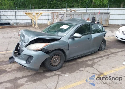 2013 Mazda Mazda3 I Sv z USA, uszkodzony, nr VIN JM1BL1TF6D1743168